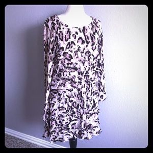 Pink leopard dress in excellent condition
